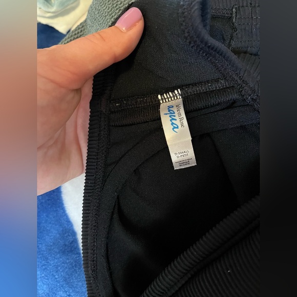 Black La vie en rose bikini top - Picture 3 of 3